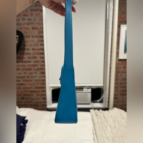 Mansur Gavriel Logo Engraved Zipped Shoulder Bag! - Picture 6 of 6